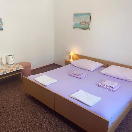 Rooms Nada セニ エクステリア 写真