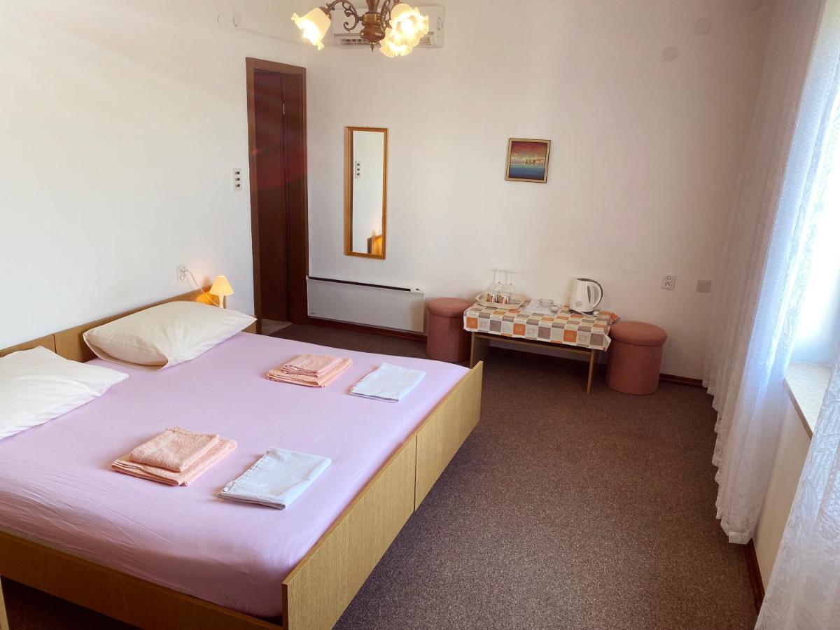 Rooms Nada セニ エクステリア 写真