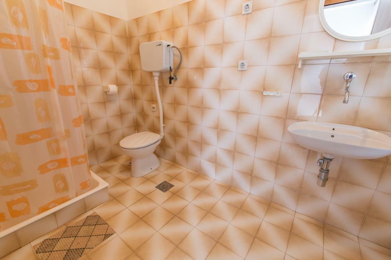 Rooms Nada セニ エクステリア 写真